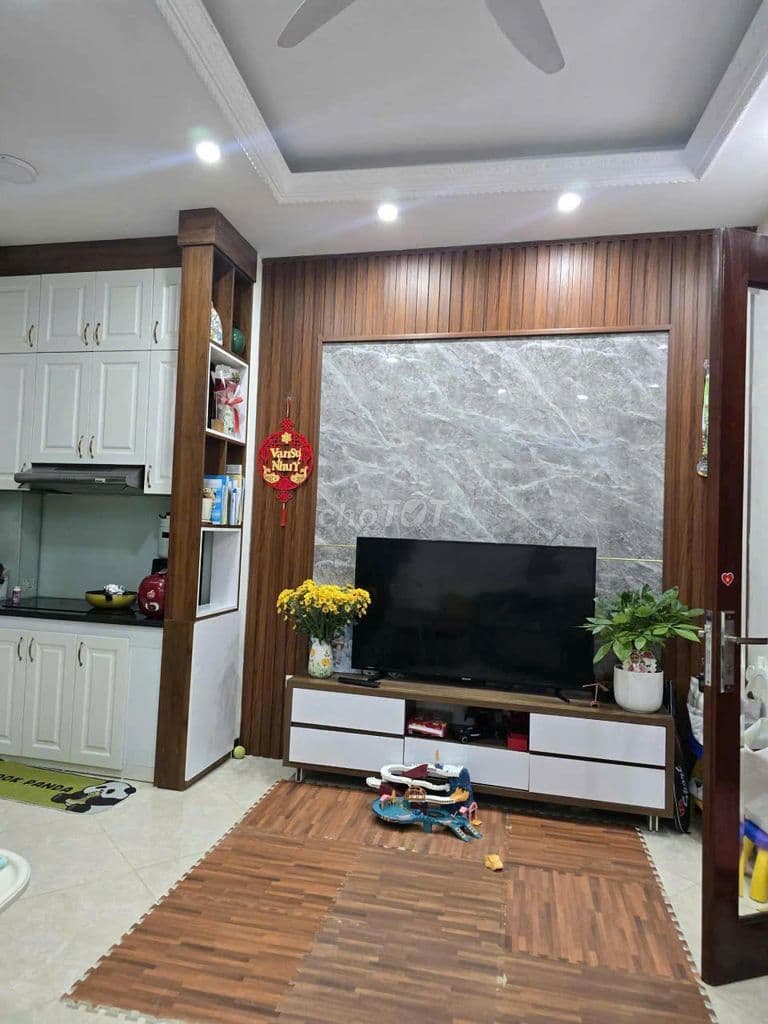 Nhỉnh 6 Tỷ - Nhà Long Biên 31m2 x 5 Tầng Ngõ Rộng 3m - Ảnh 2