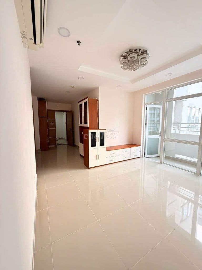 Cần bán Him Lam Quận 6, 2PN, 2WC gái 4,8ty full nội thất, sổ sẵn.