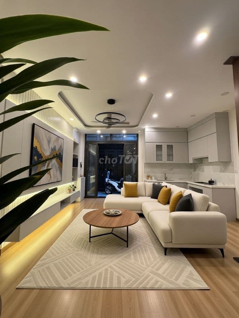 7 Tỷ: Bỏ Chung Cư – Lên Nhà 5 Tầng 35m Gần Vũ Trọng Khánh- Mỗ Lao - Ảnh 2