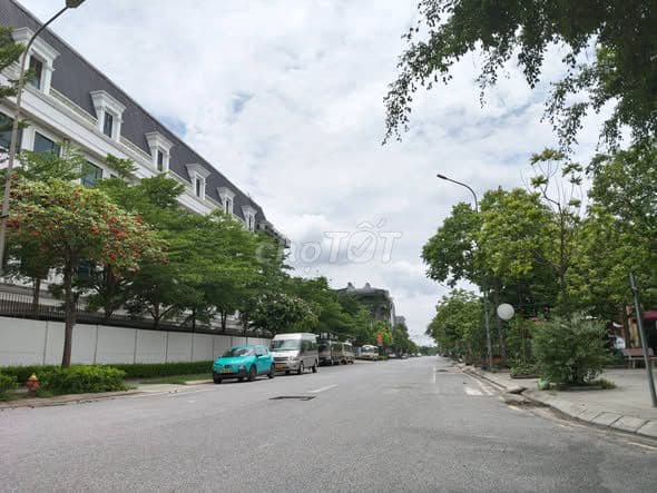 bán nhà 2 tầng gần cầu Thăng Long giá 3 tỷ