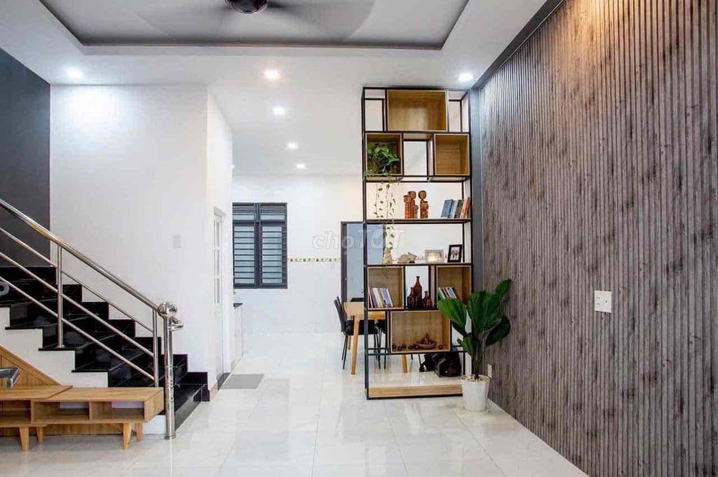 Nhà đường Tây Hoà gần ga Metro - Phước Long - Ảnh 2