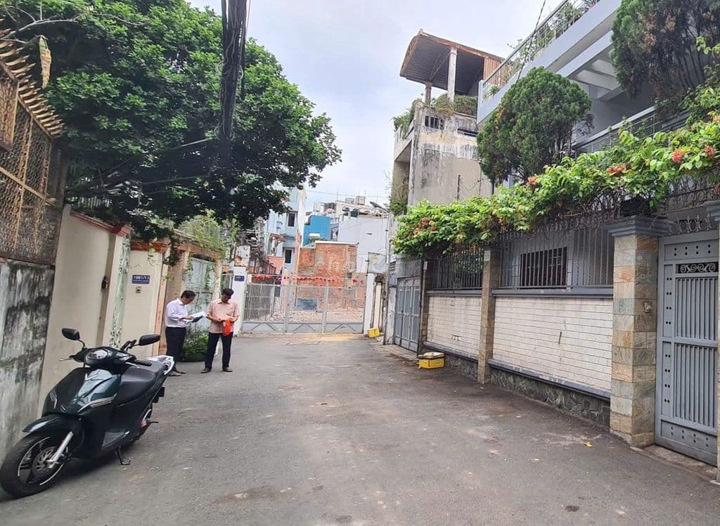 HIẾM.., Bán đất phân lô vị trí đẹp. HXH sát mặt tiền. Nhỉnh 7 tỷ có tl