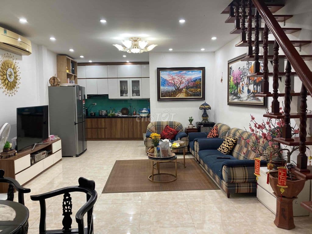 chính chủ đã ăn tết xong cần bán nhà để đầu tư