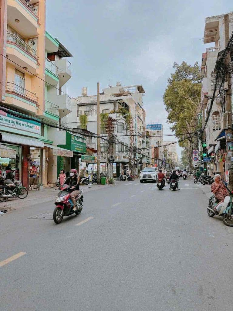 bán nhà mặt tiền Ngô Quyền 30m2 3 lầu sân thượng chỉ 9ty3 tl - Ảnh 3
