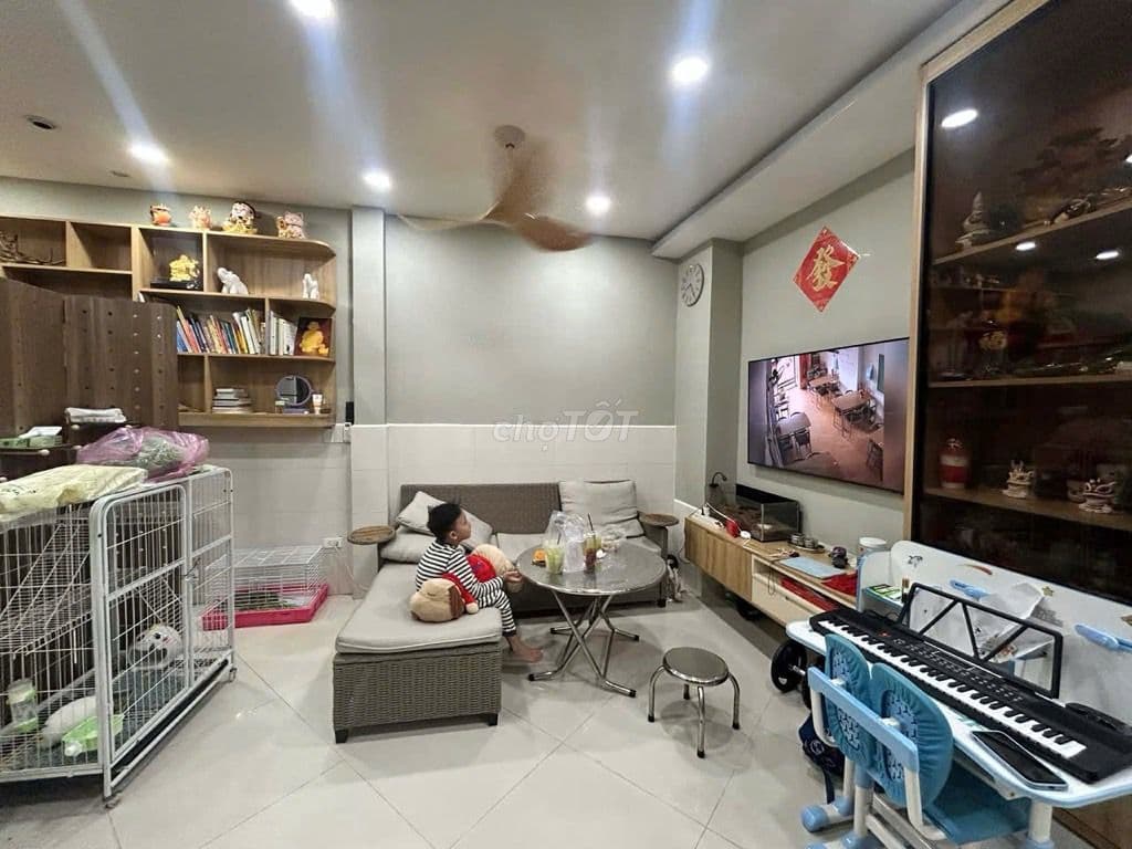 NHÀ - HXH - ĐƯỜNG SỐ 19 - NGAY NGUYỄN THỊ ĐỊNH RẼ VÀO