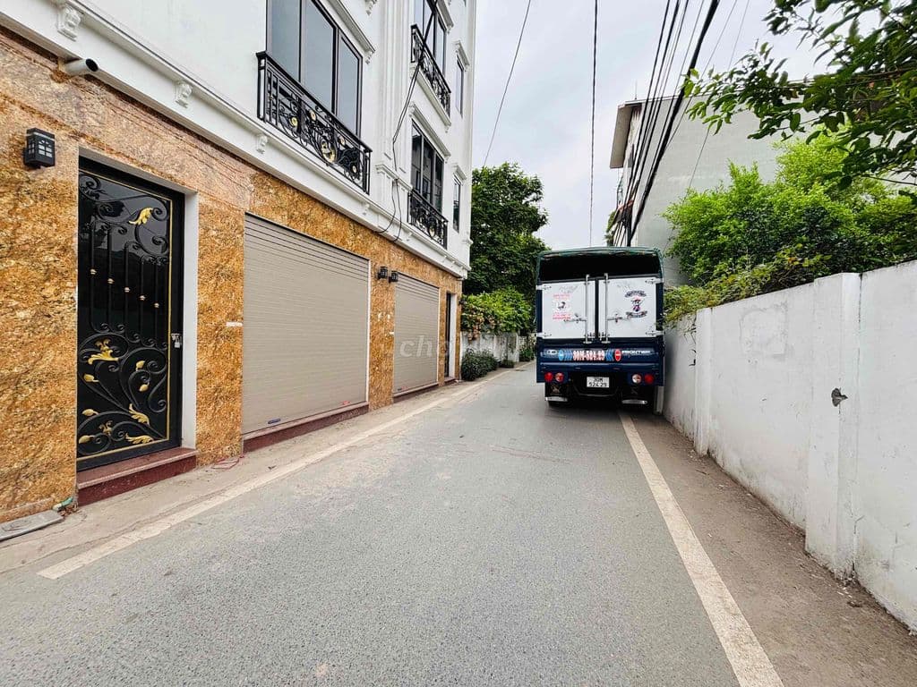 Bán nhà Yên Vĩnh- Kim Chung- Nối liền kdt Hinode - mặt đường ô tô trán