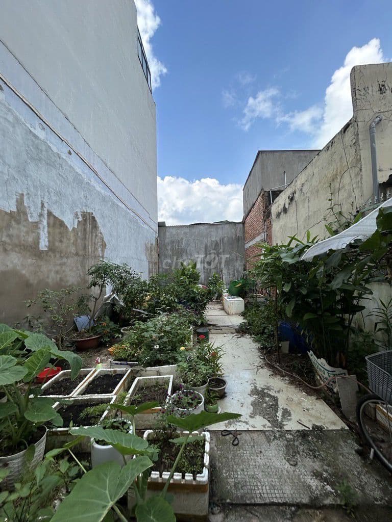 Đất sổ riêng tại Lê Văn Lương Phước Kiển - Đối diện HAGL An Tiến. Shr