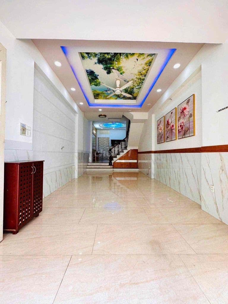 NHÀ MỚI 4 LẦU XE HƠI NGỦ - THÔNG RA TRƯỜNG NCTRỨ