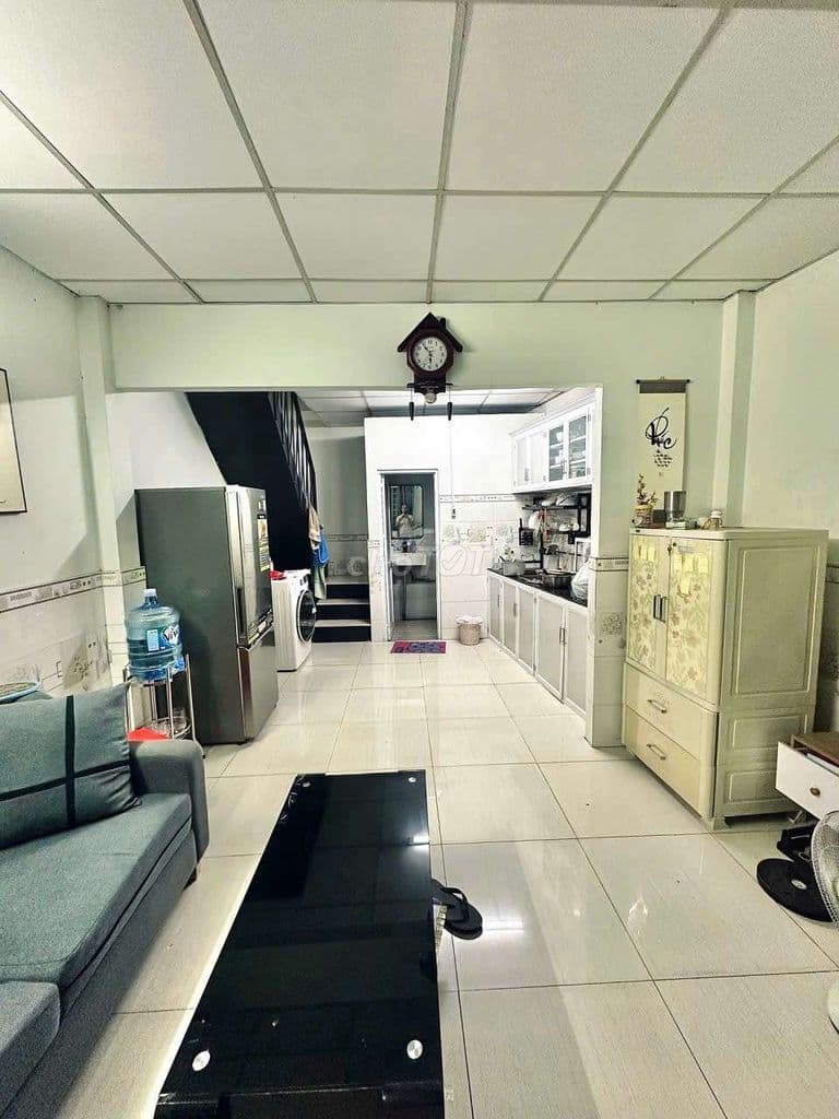 NHÀ SIÊU RẺ QUẬN 12, SỔ HỒNG RIÊNG , HỖ TRỢ VAY BANK , Chỉ 2.35 Đồng - Ảnh 2