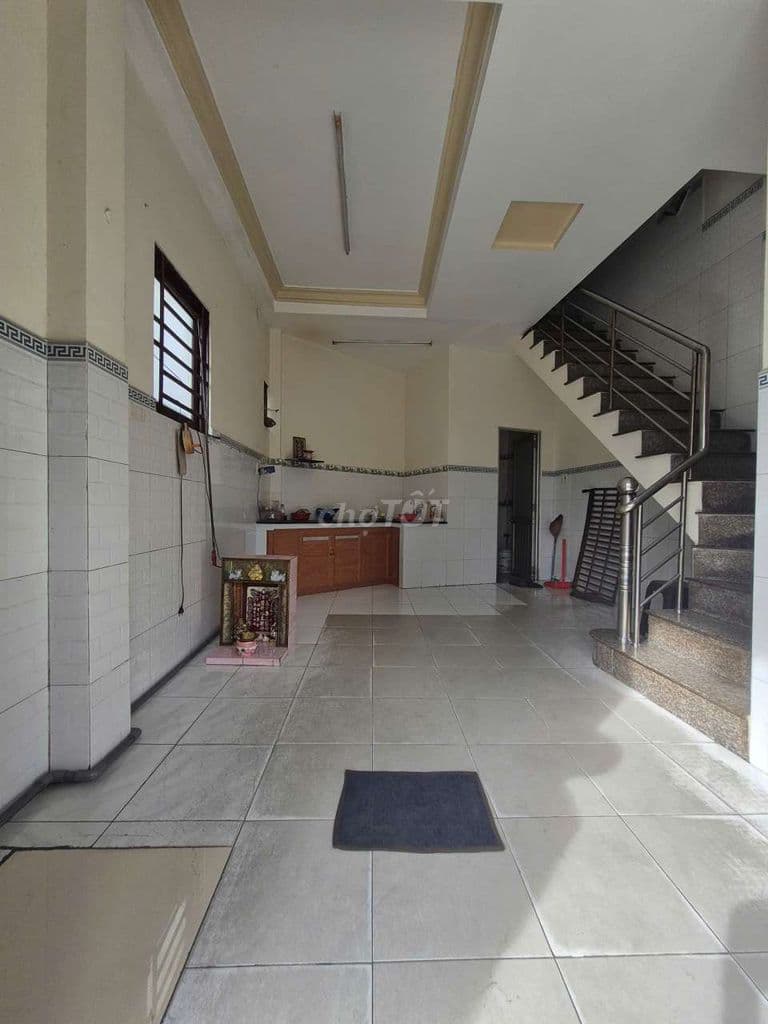 CHÍNH CHỦ BÁN NHÀ MẶT TIỀN LÊ LỢI - HÓC MÔN.