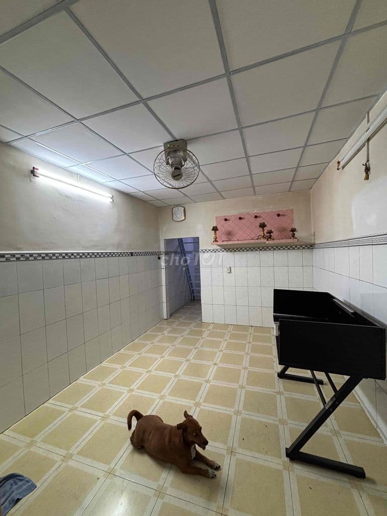 Chính chủ cần bán căn chung cư ở lầu 1 - Ảnh 2