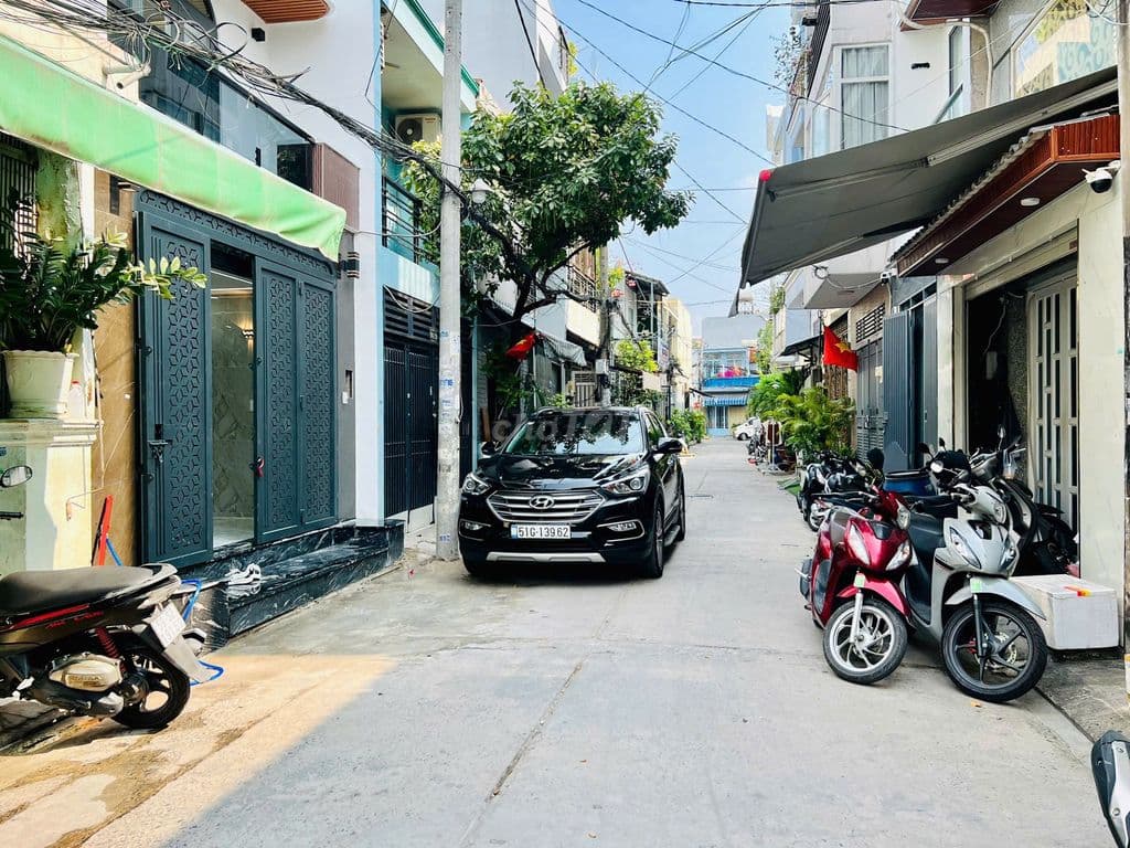 Bán Nhà Bình Tân Đường Số 12 Giáp Ranh Aeon Tân Phú 57m2 x5 Tầng 7,8Tỷ - Ảnh 2