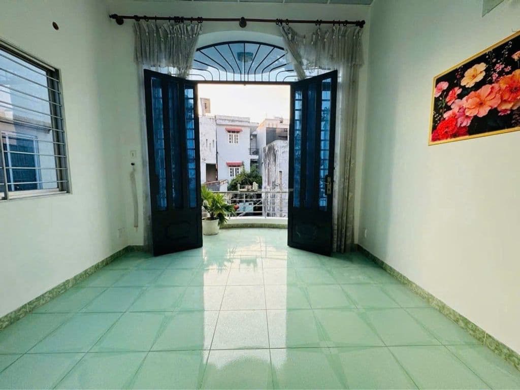 NHÀ 2 TẦNG, 4X19, GẦN NGUYỄN THỊ THẬP, QUẬN 7 – CHỈ 4.X TỶ - Ảnh 2
