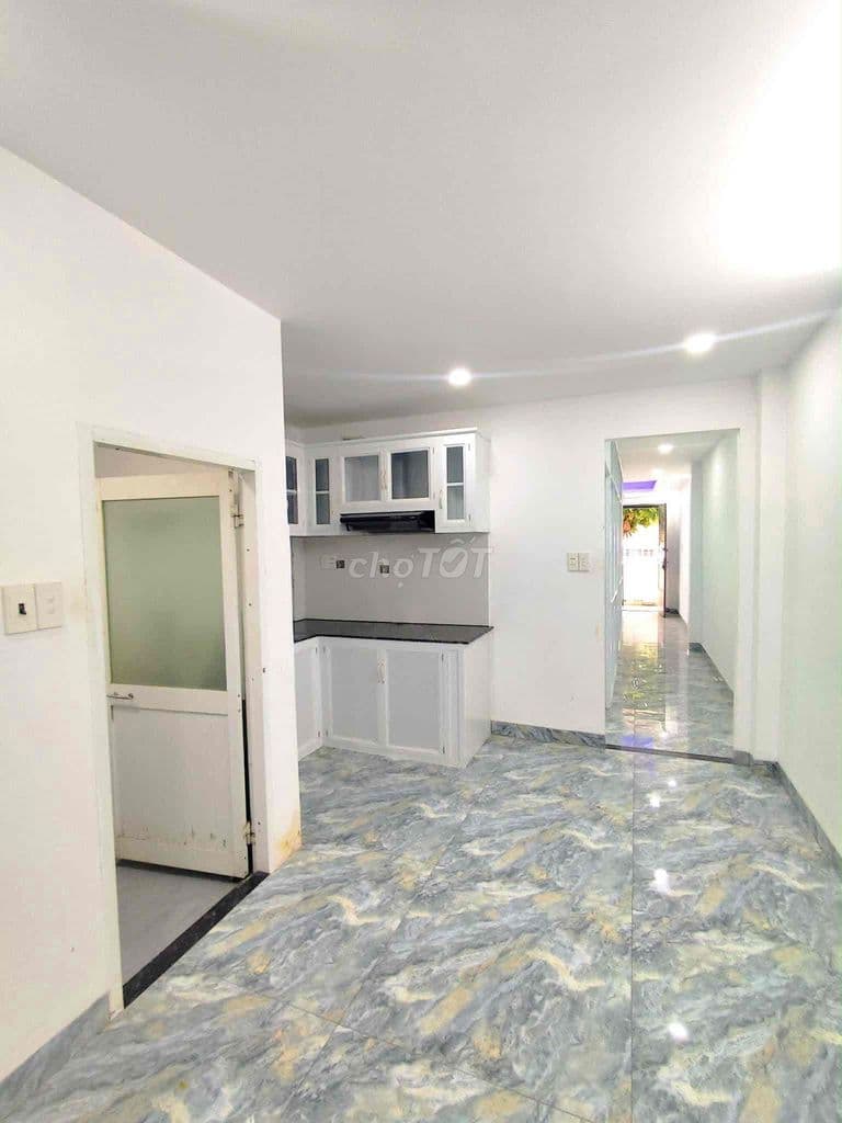 CHỈ 2.180 TỶ, CHUNG CƯ LẦU 1 MỚI ĐẸP 2 PN, BAN CÔNG THOÁNG, SỔ RIÊNG - Ảnh 3