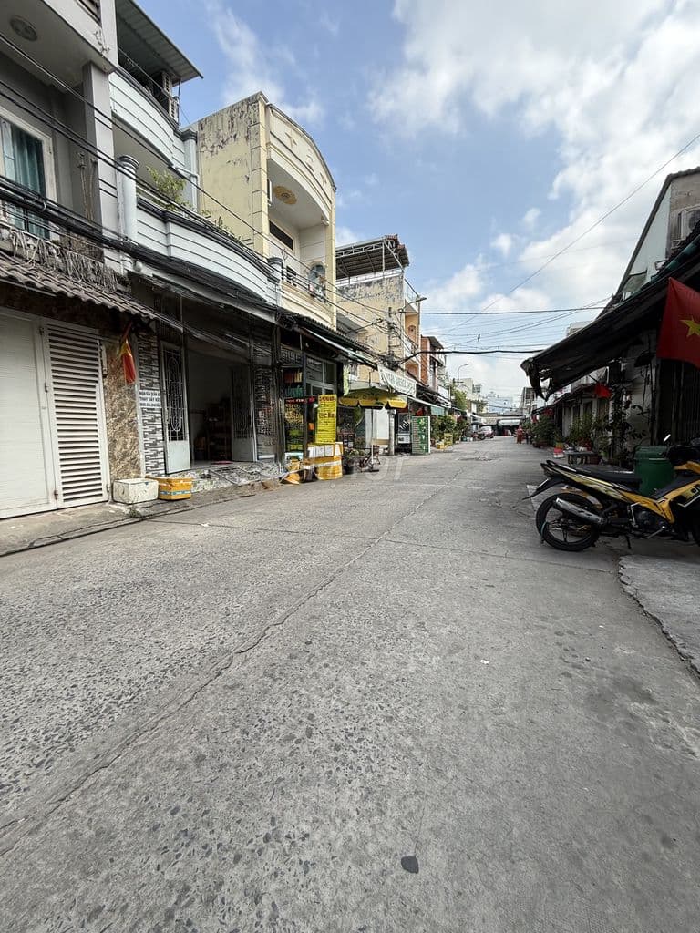 HẺM XE TẢI TRÁNH XỊN thông10m-LÊ VĂN QUỚI-54m2-2 TẦNG-3.7 Tỷ- BÌNH TÂN - Ảnh 3