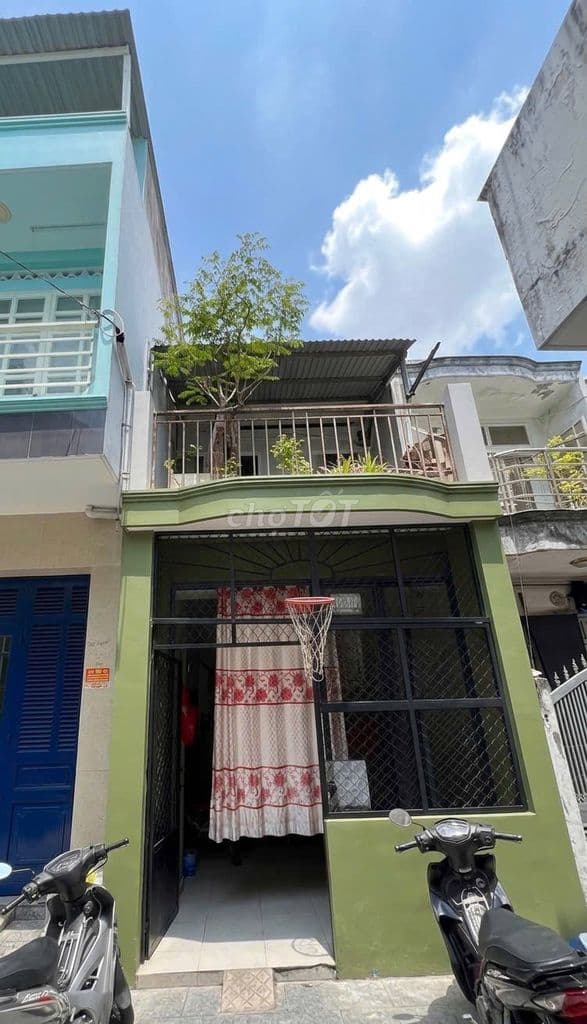 Em cần bán nhà ở quận 8