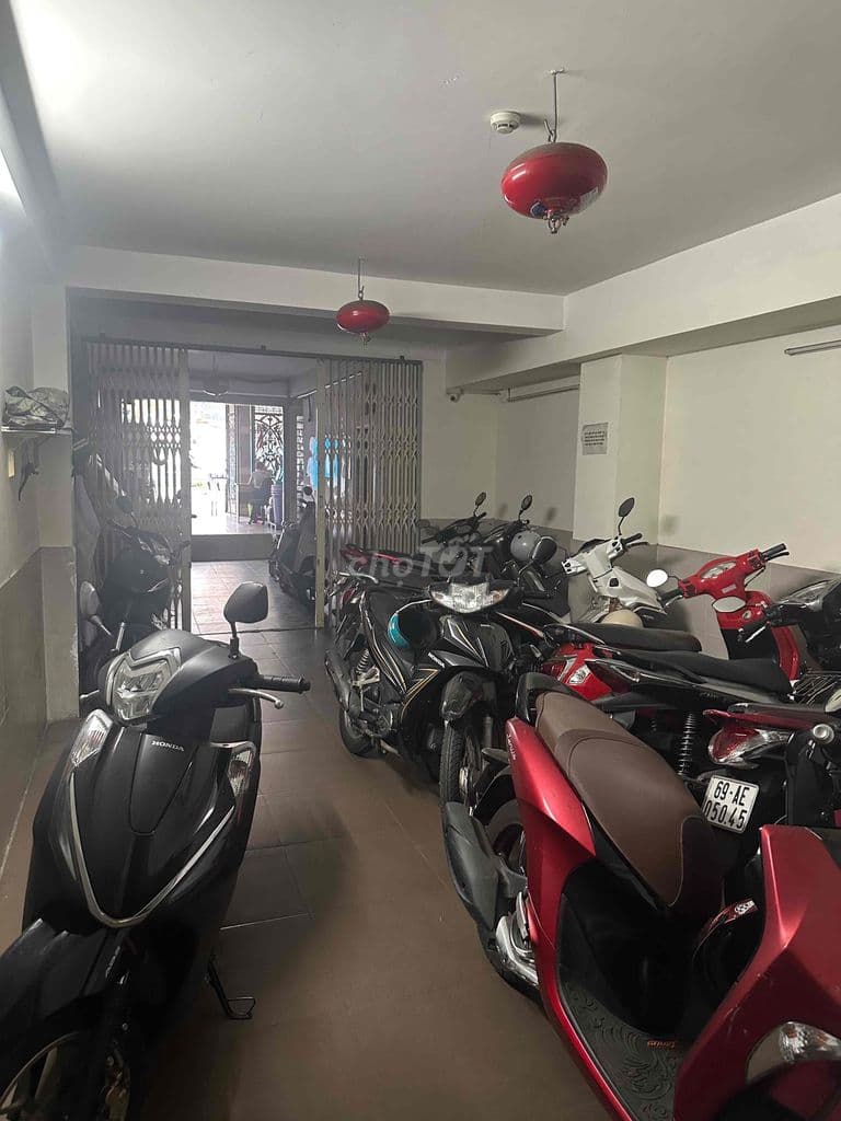 Tôi chính chủ cần bán nhà mặt tiền đường Nguyễn du gò vấp