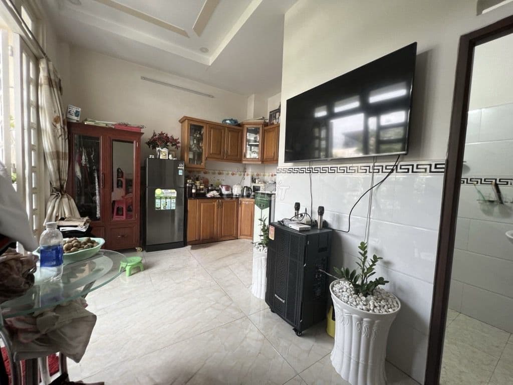 HIẾM, RẺ BÁN NHÀ C4 MT BÙI THỊ XUÂN TÂN BÌNH.DT 105M 2L giá 11,XX TỶ - Ảnh 2
