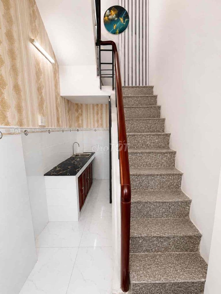 BÁN NHÀ Q11, ĐƯỜNG LẠC LONG QUÂN, PHƯỜNG 3, 3 LẦU, 3PN, 2WC, HXH, SHR - Ảnh 3