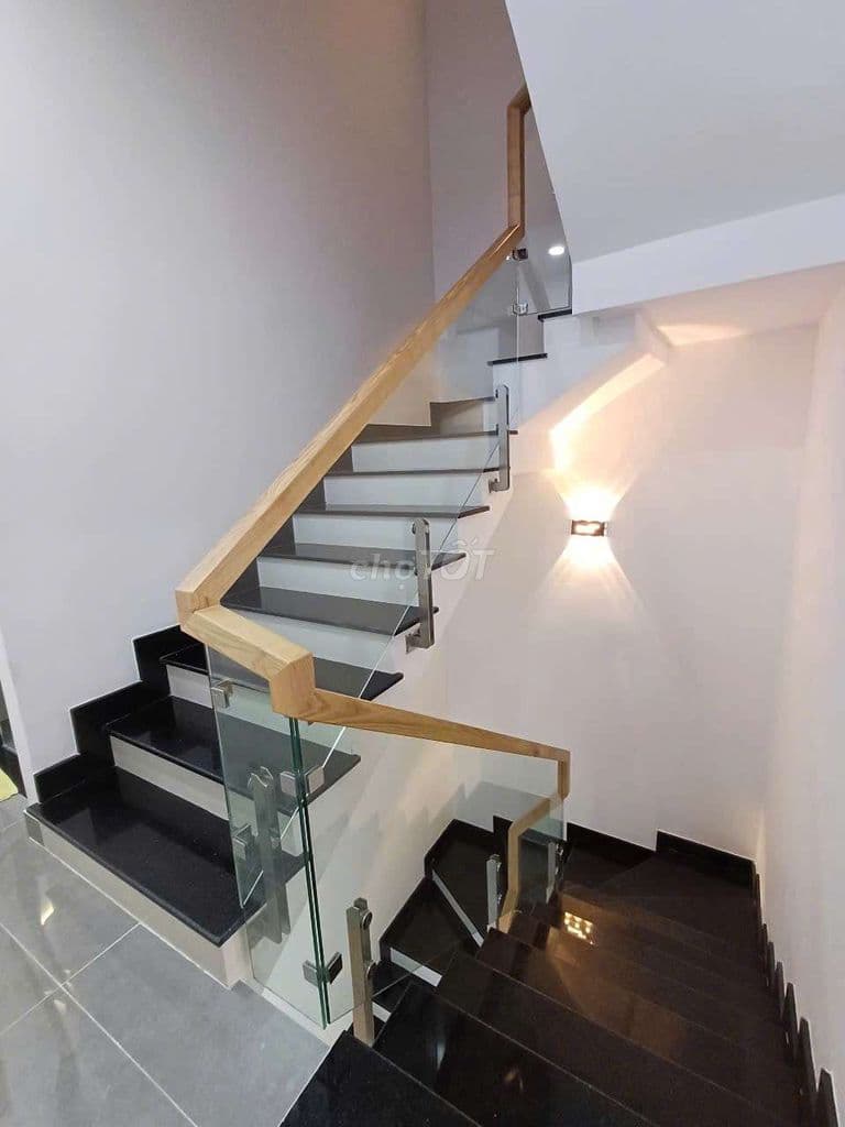 vị trí đẹp nhà đẹp đường tô hiệu Tân Phú Giáp Quận 11 - Ảnh 3