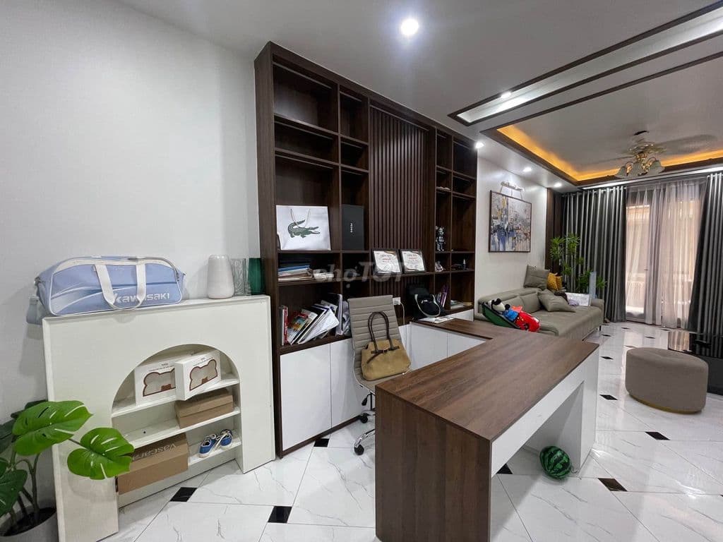 Bán Nhà Cổ Nhuế 43m2 - 6 tầng– Lô Góc – Thang Máy – MT 4m