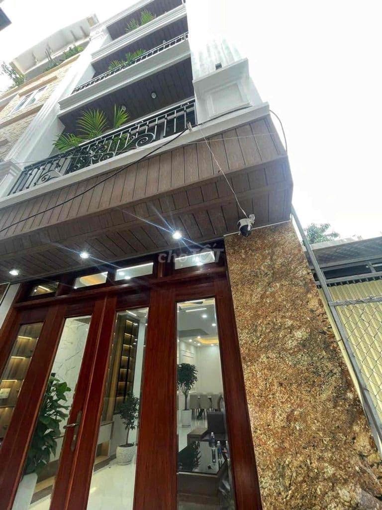 🔥 NHÀ ĐẸP TƯƠNG CHÚC – Ô TÔ ĐỖ CỔNG – NHÀ MỚI KOONG – FULL NỘI THẤT XỊ