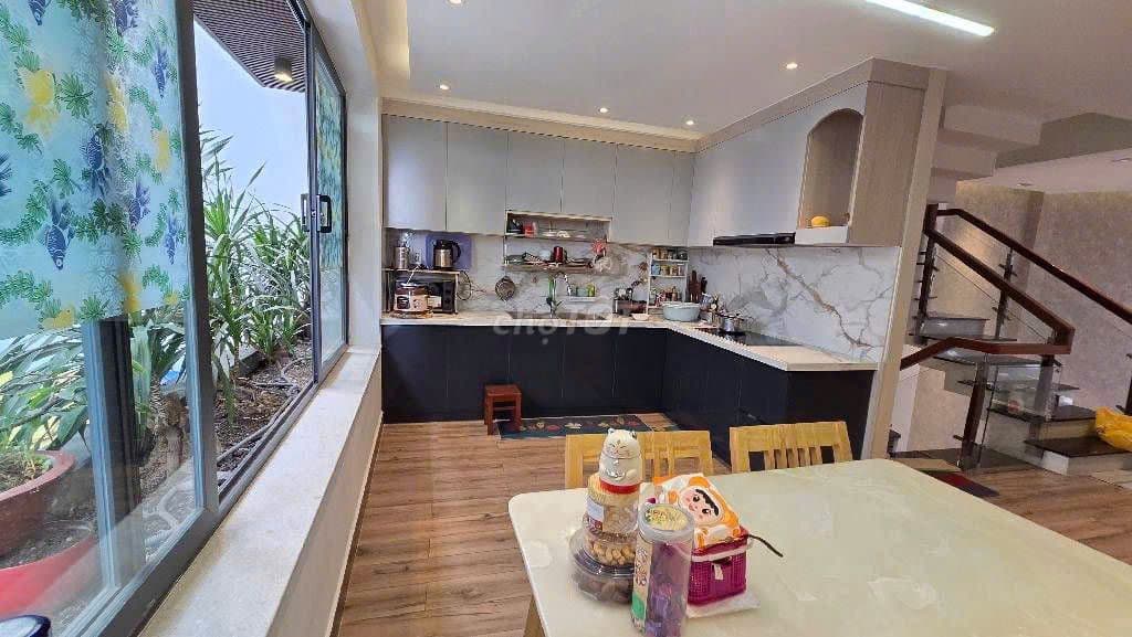 HẺM XE HƠI 6M - NGAY CÔNG VIÊN LÀNG HOA - 45 M2 ( NGANG 5M ) - 5 TẦNG - Ảnh 3