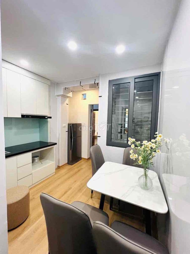 Cực rẻ, TT Nguyễn Trãi, 2 thoáng,ô tô đỗ cổng ,full nội thất,55m2