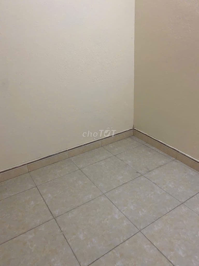 Cho thuê nhà ở Ngõ Giếng phố Đông Các, phường Đống Đa, HN giá 3.5tr