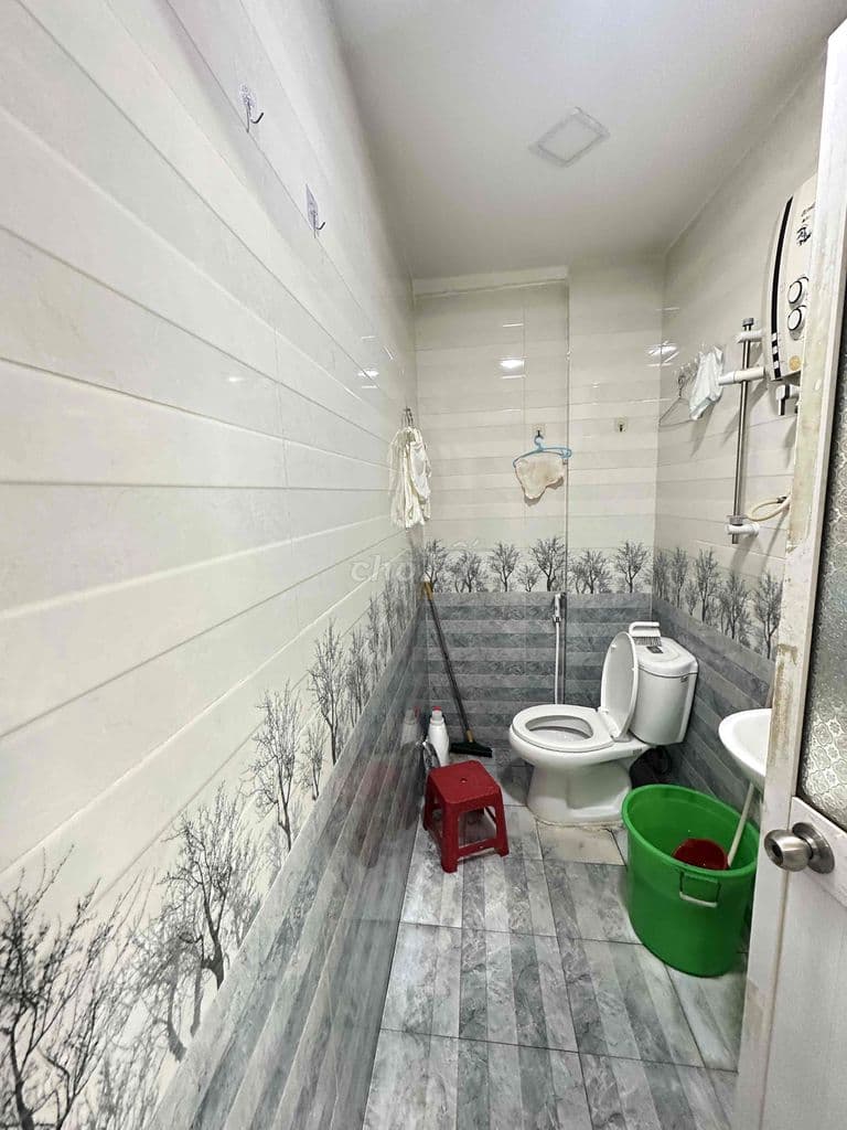 MẶT TIỀN VIEW CÔNG VIÊN - ĐƯỜNG CHỢ LỚN - BÌNH PHÚ 1 - NHÀ ĐẸP 2 TẦNG - Ảnh 3