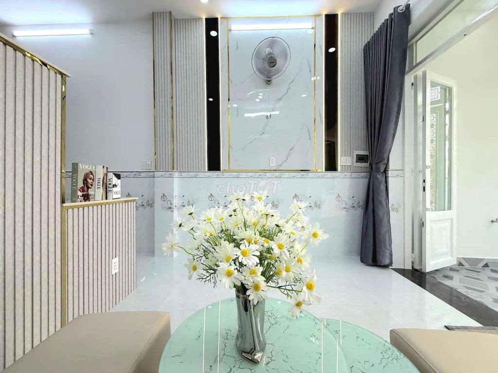 nhà hẻm xe hơi 3,6x10m 2 lầu 4pn gần Phú Mỹ Hưng quận 7 2.39 tỷ - Ảnh 2