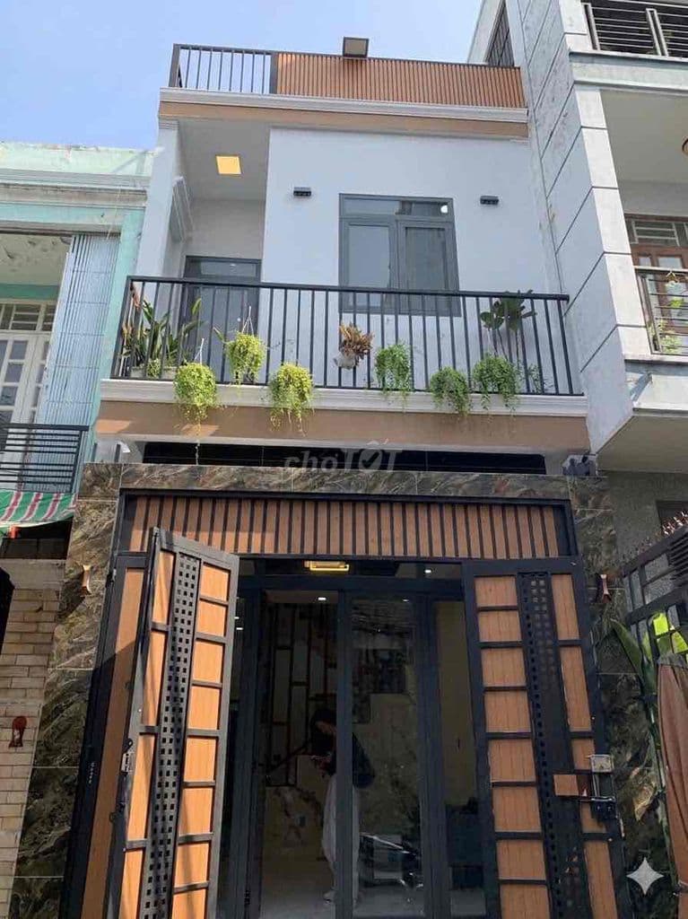 Bán nhà Q8, Dương Bá Trạc, DTSD 90m2, hẻm xe hơi, nhỉnh 7 tỷ