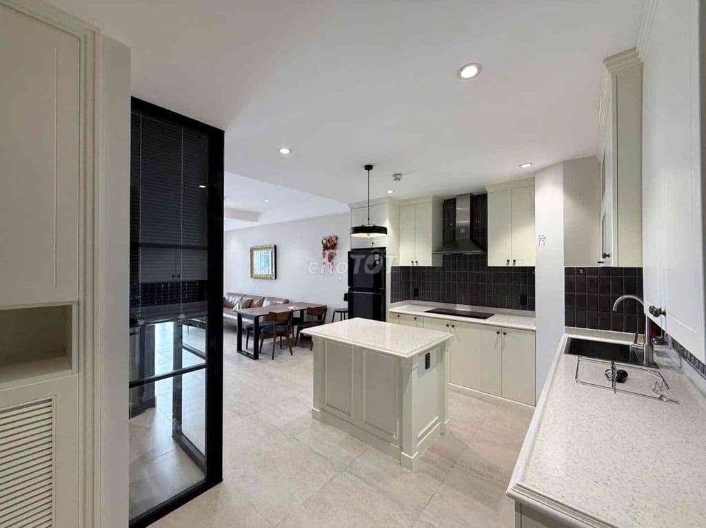 Bán căn hộ view sông Saigon South 2Pn giá *** khu