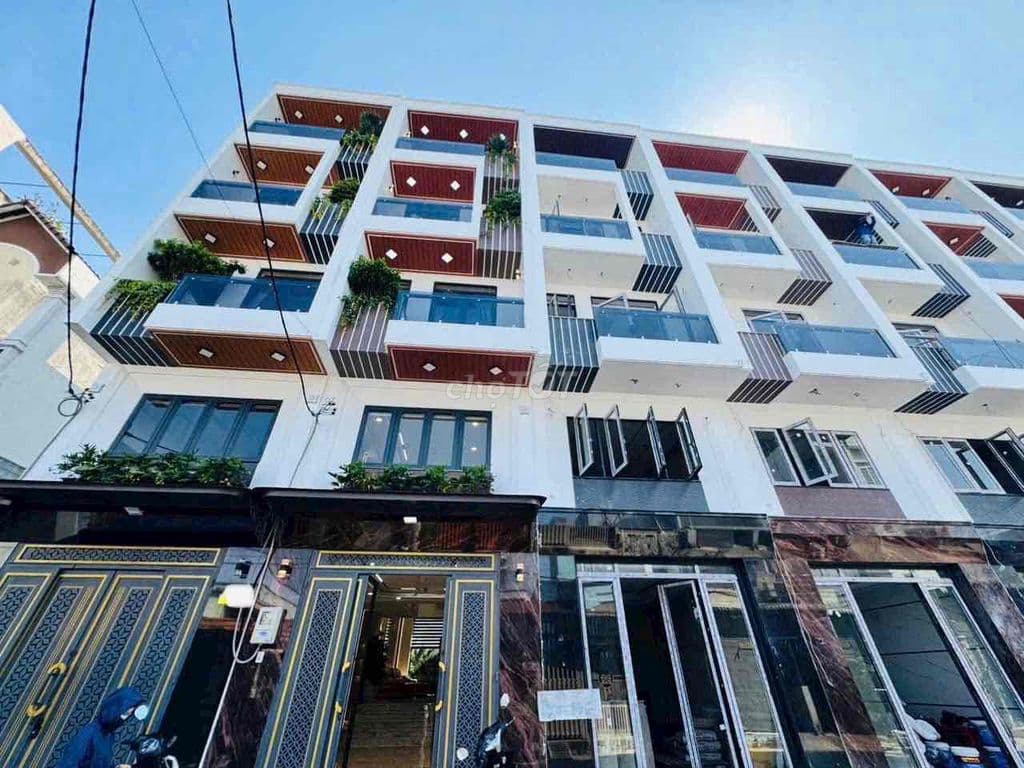 Nhà siêu đẹp Tân Phú, gần Aeon, 5 tầng có thang máy