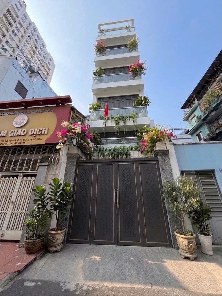 BÁN NHÀ MẶT TIỀN ĐS1 CX LỮ GIA Q11, DT:4X16M, 5 TẦNG NHỈNH 15 TỶ