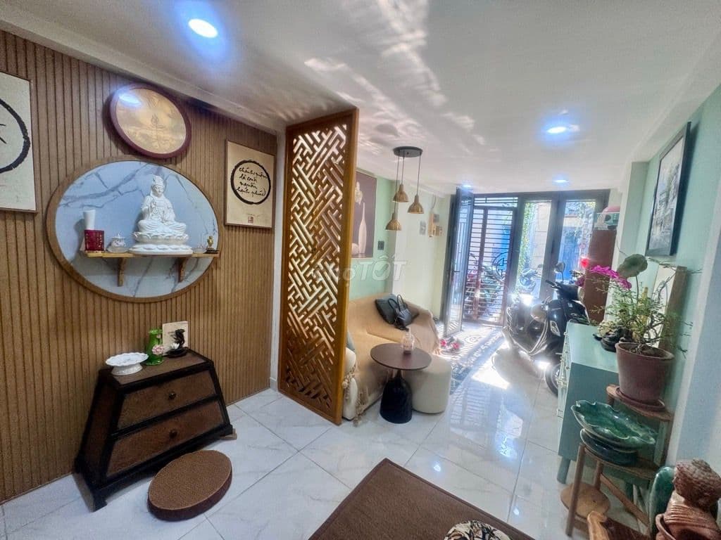 3 tầng Phạm Văn Hai giáp Q3, Phú Nhuận 38m2 5 tỷ nhỉnh