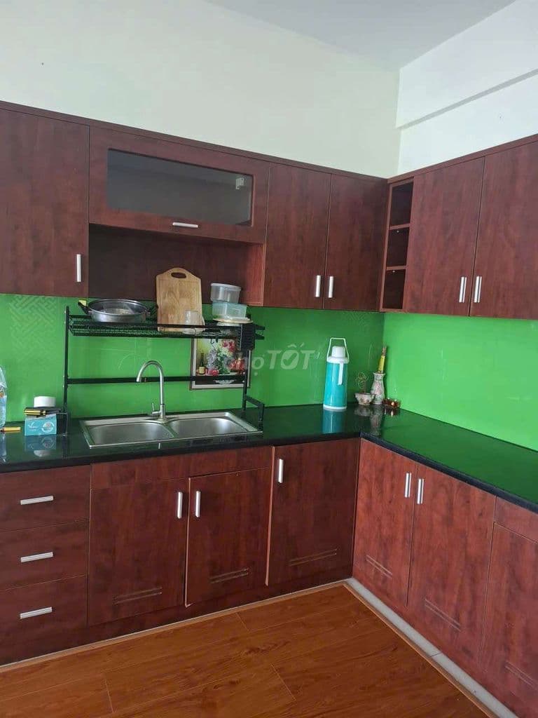Bán căn hộ chung cư Tô Ký 61m 2pn 2wc có ban công , logia giá 2,450ty - Ảnh 2