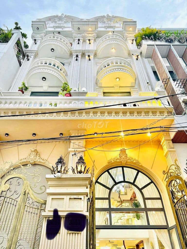 GẤP BÁN GIẢM 1T CHO SIÊU PHẨM CHÂN DÀI NGUYỄN VĂN KHỐI 68M HẺM XE HƠI