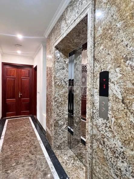 bán nhà ngã 6 ô chợ dừa đống đa mặt tiền rộng - Ảnh 2