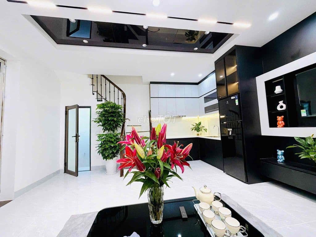 Gần Ô tô phố Minh Khai , ngõ nông, nhà đẹp, tăng full nội thất 38m*5T. - Ảnh 3