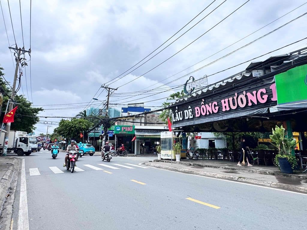 BÁN MTKD TÔ NGỌC VÂN - DT 12*26M - GẦN UB - THU NHẬP 60TR/THÁNG