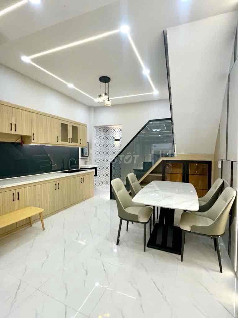 🏡🏡Chỉ 5,2 Tỷ - Có Căn Nhà 2 Tầng Đẹp Lung Linh - Ngay Lê Văn Quới ( Bì - Ảnh 3