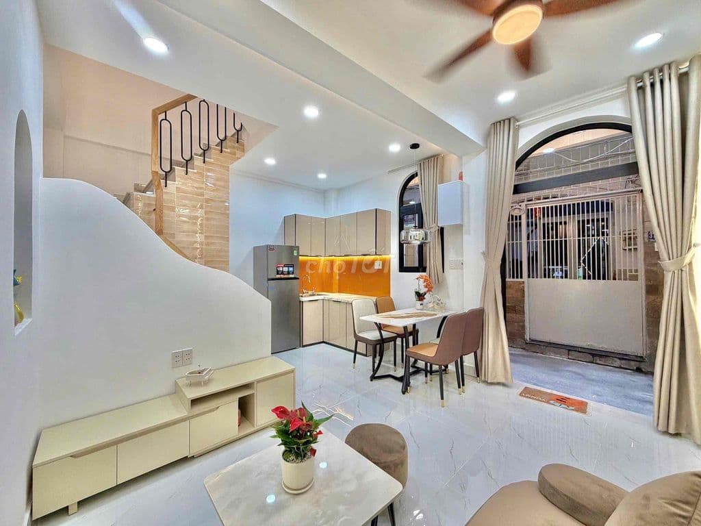 NHÀ MỚI 3 TẦNG PHAN VĂN TRỊ - DTSD 70M2 -SÁT HÊM XE HƠI NHỈNH 4 TỶ
