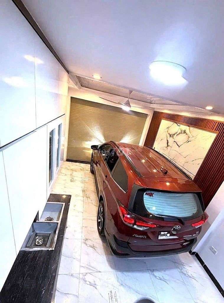 BÁN NHÀ BÁT KHỐI 5 TẦNG THANG MÁY NGÕ THÔNG ÔTÔ 7 CHỖ VÀO NHÀ GẦN CẦU - Ảnh 2