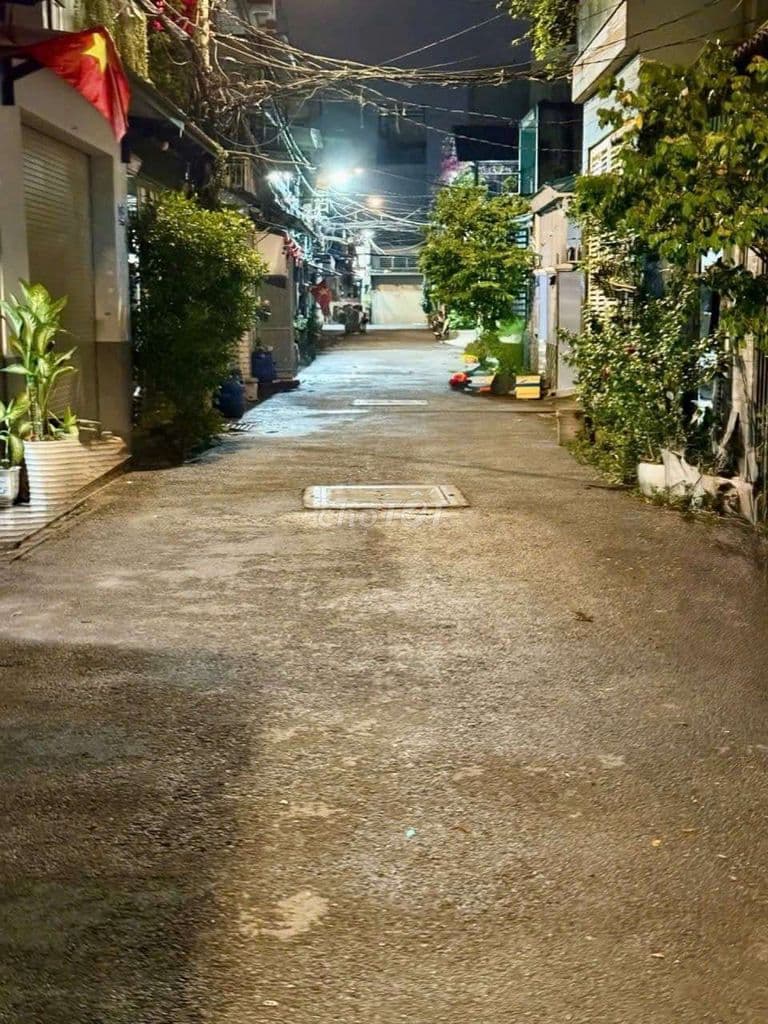 NHÀ GẦN CHỢ 26/3 – HXH THÔNG – GẦN AEON TÂN PHÚ