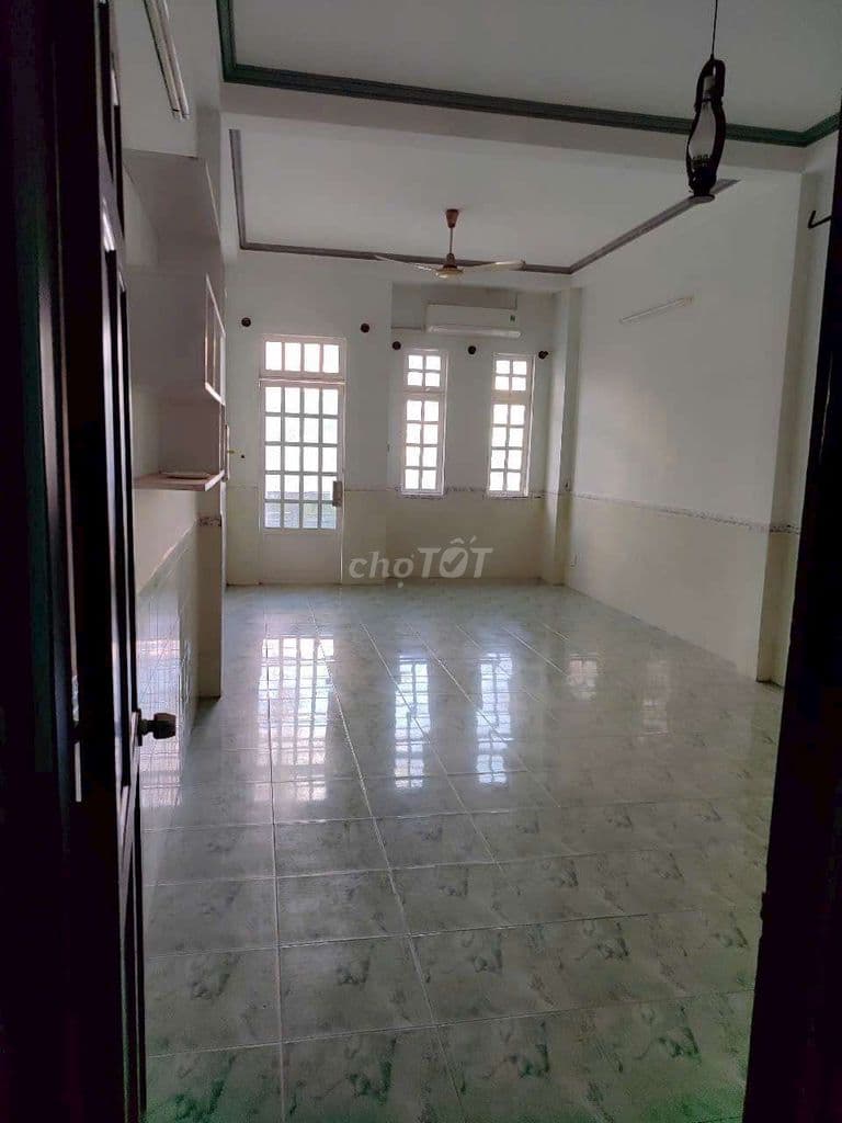 Bán nhà KDC Bình Phú 4x18.5 3 lầu hoàn công đầy đủ