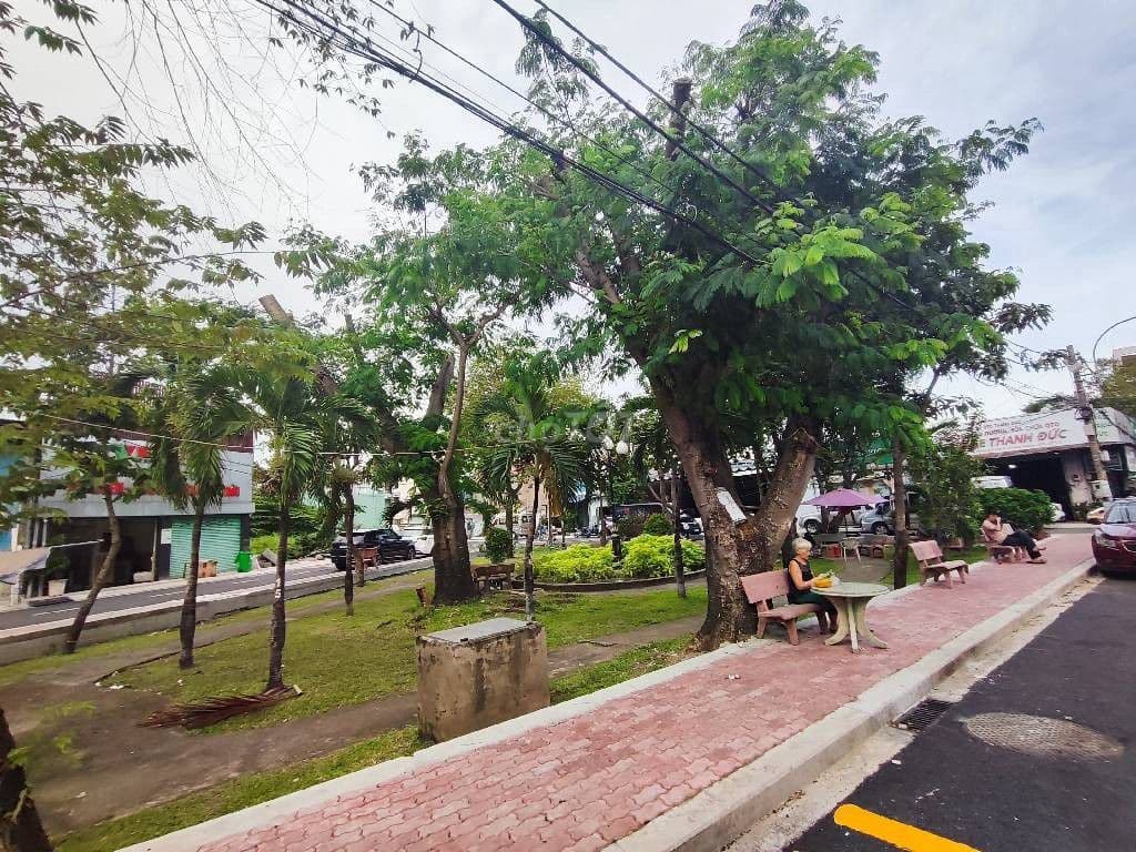 BÁN ĐẤT HẺM XE TẢI TRÁNH VIEW CÔNG VIÊN SÁT GIGAMAL 8X18; CHỈ 18 TỶ. - Ảnh 3