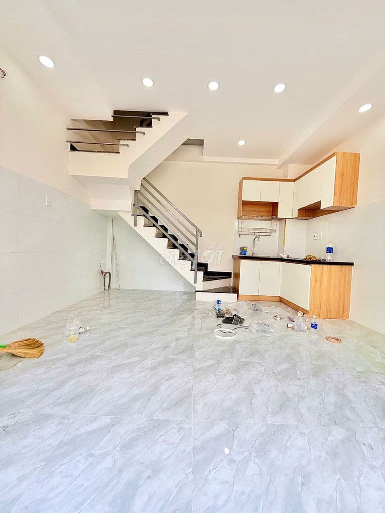 Nhỉnh 5 TỶ có ngay MTKD Ngay Chợ Hoàng Hoa Thám-Tân Bình.ĐÚc 3 Lầu MỚI - Ảnh 3