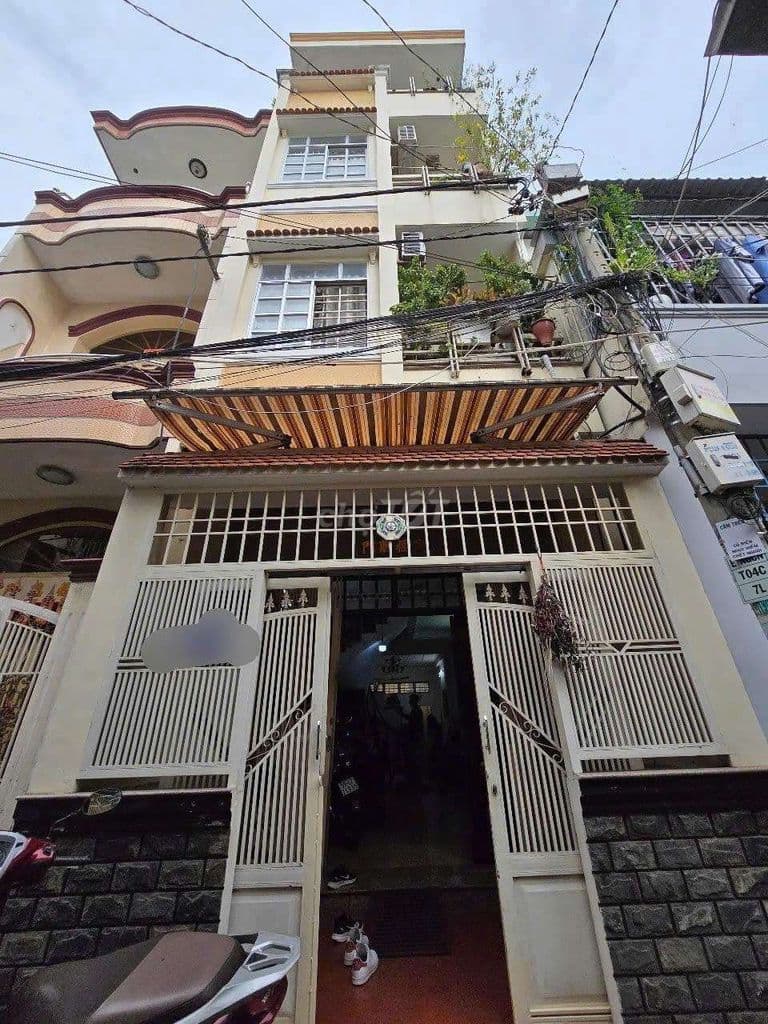 Bạn nhà 3 lầu hẻm 4m đường Nguyễn Chế Nghĩa P13 Q8