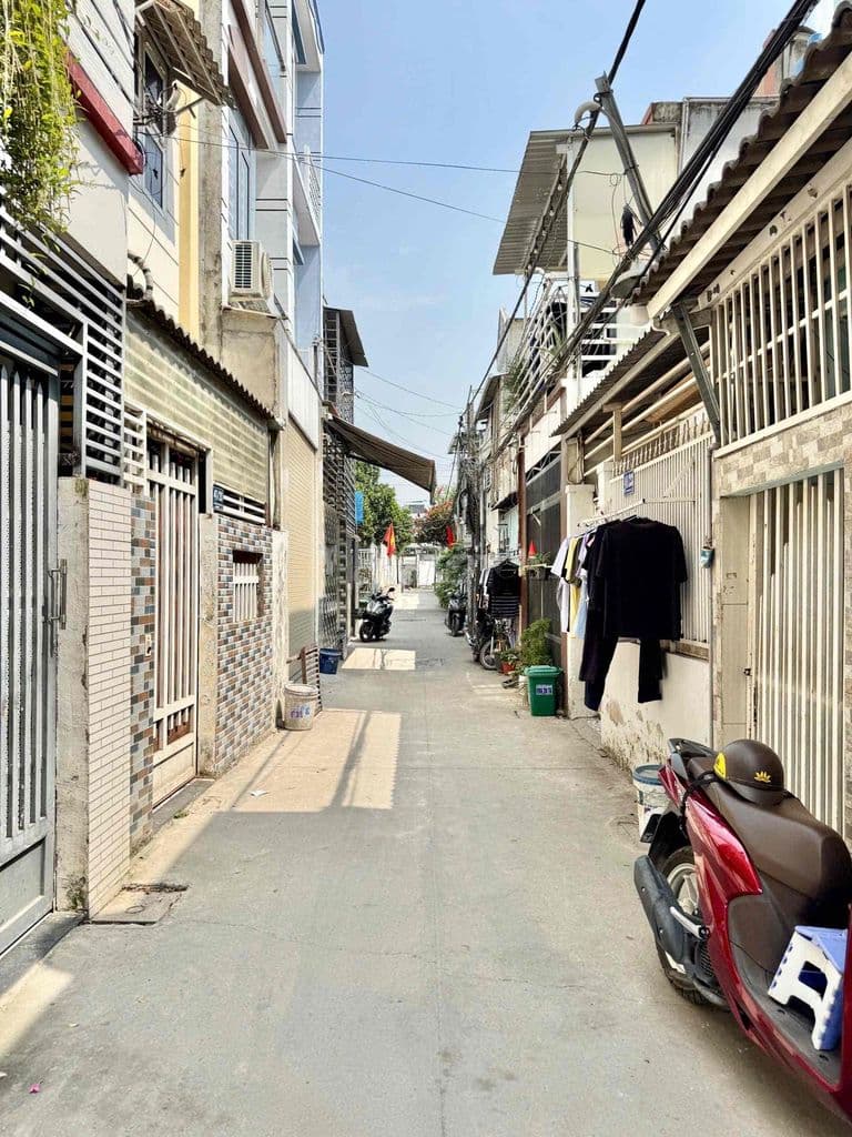 Nhà 3 Phòng Ngủ - Ngay Chợ Cầu Đồng - Ngã Tư Ga - Nhà Mới Ở Ngay - Ảnh 2